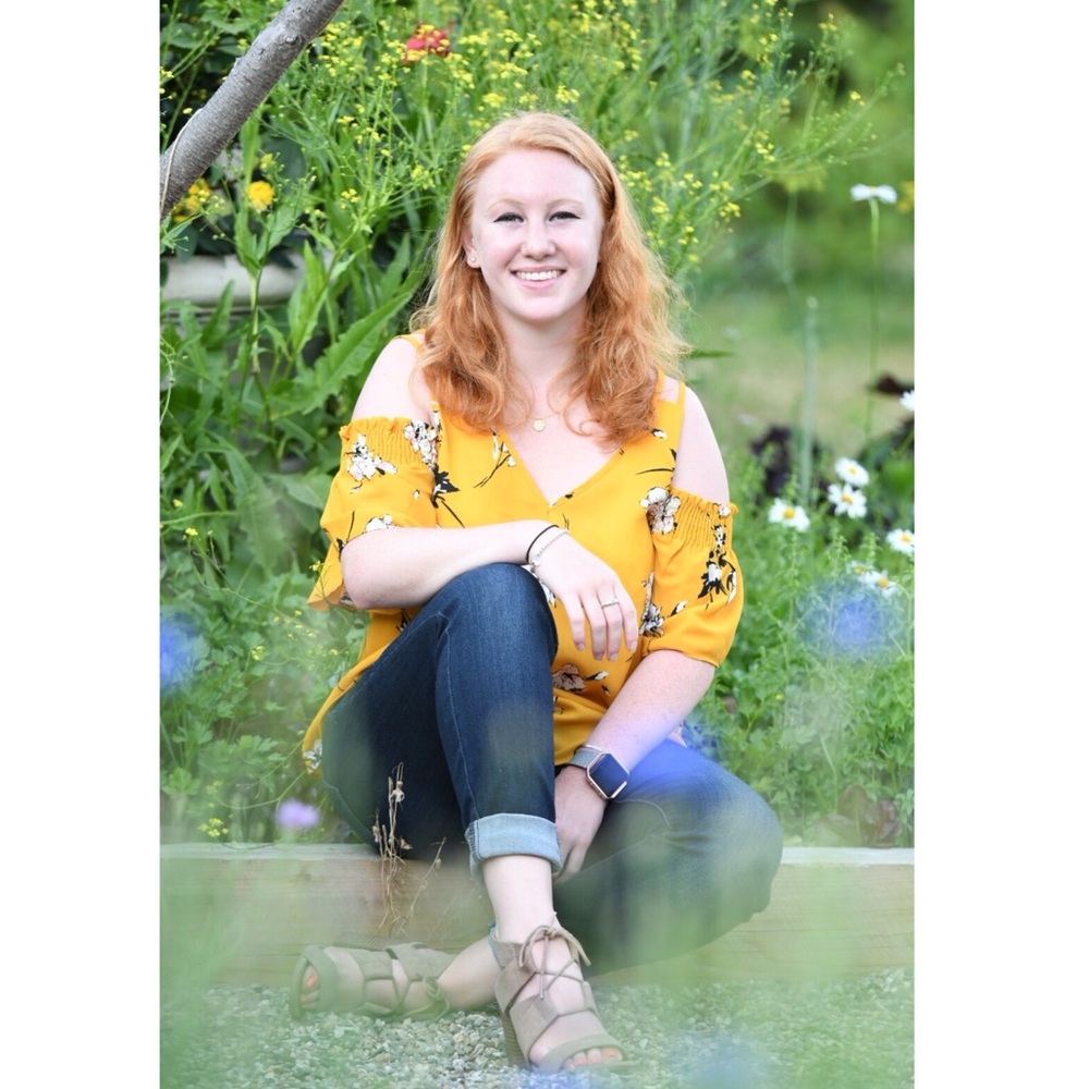 Meet your Posher, Holly